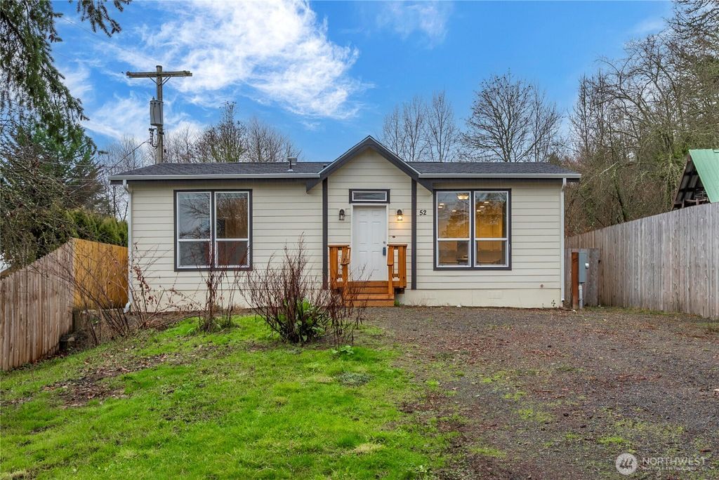 52 SE Spring St, Chehalis, WA 98532