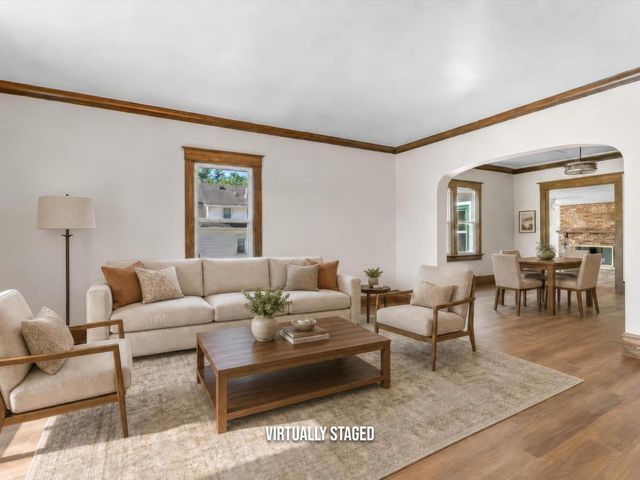 1128 N 11th STREET, Manitowoc, WI 54220