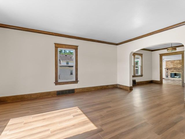 1128 N 11th STREET, Manitowoc, WI 54220