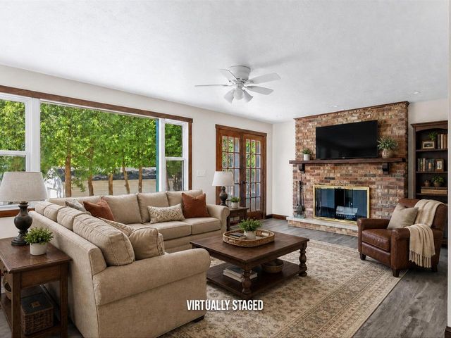 1128 N 11th STREET, Manitowoc, WI 54220