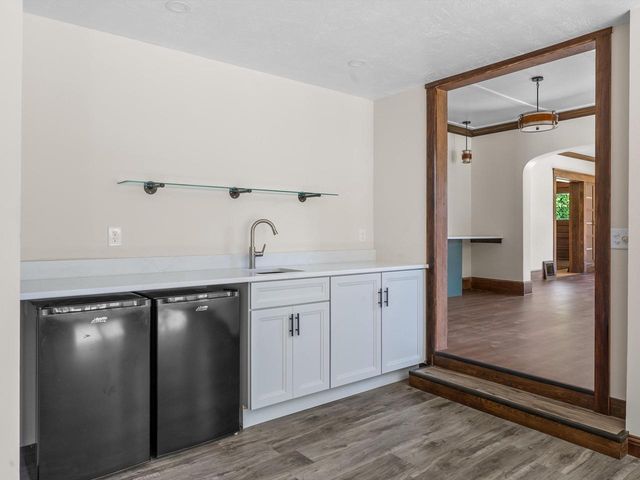 1128 N 11th STREET, Manitowoc, WI 54220