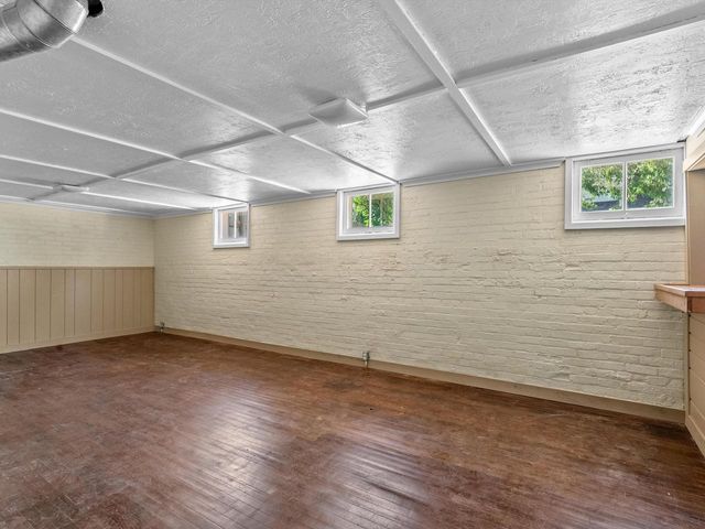 1128 N 11th STREET, Manitowoc, WI 54220