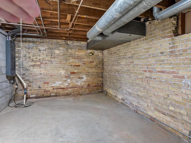 1128 N 11th STREET, Manitowoc, WI 54220