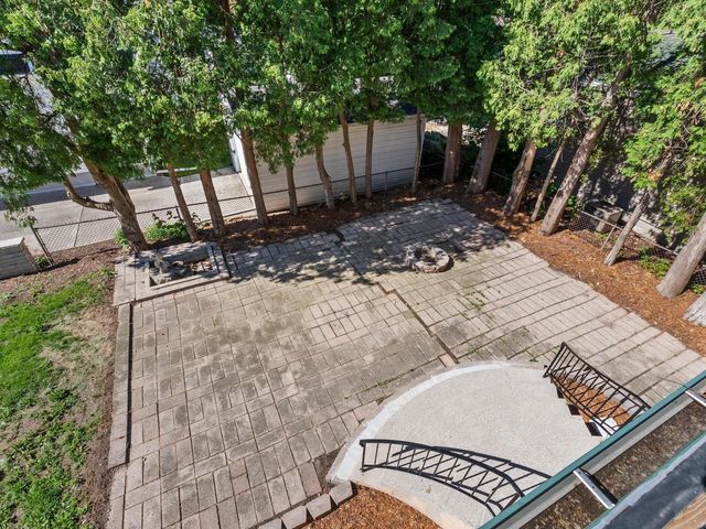 1128 N 11th STREET, Manitowoc, WI 54220