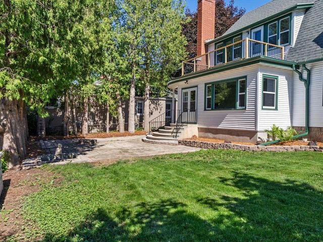 1128 N 11th STREET, Manitowoc, WI 54220