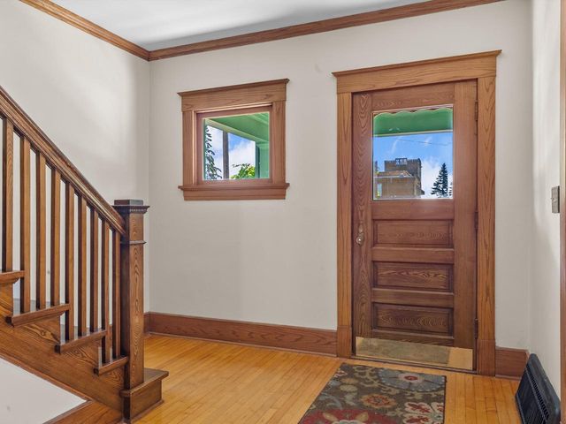 1128 N 11th STREET, Manitowoc, WI 54220
