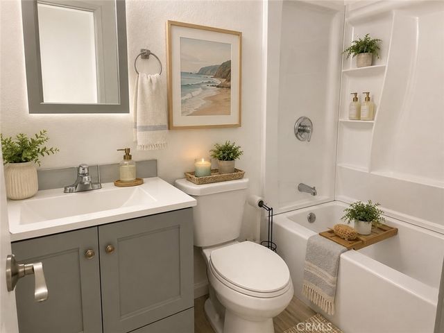 3209 Clay Street, Newport Beach, CA 92663
