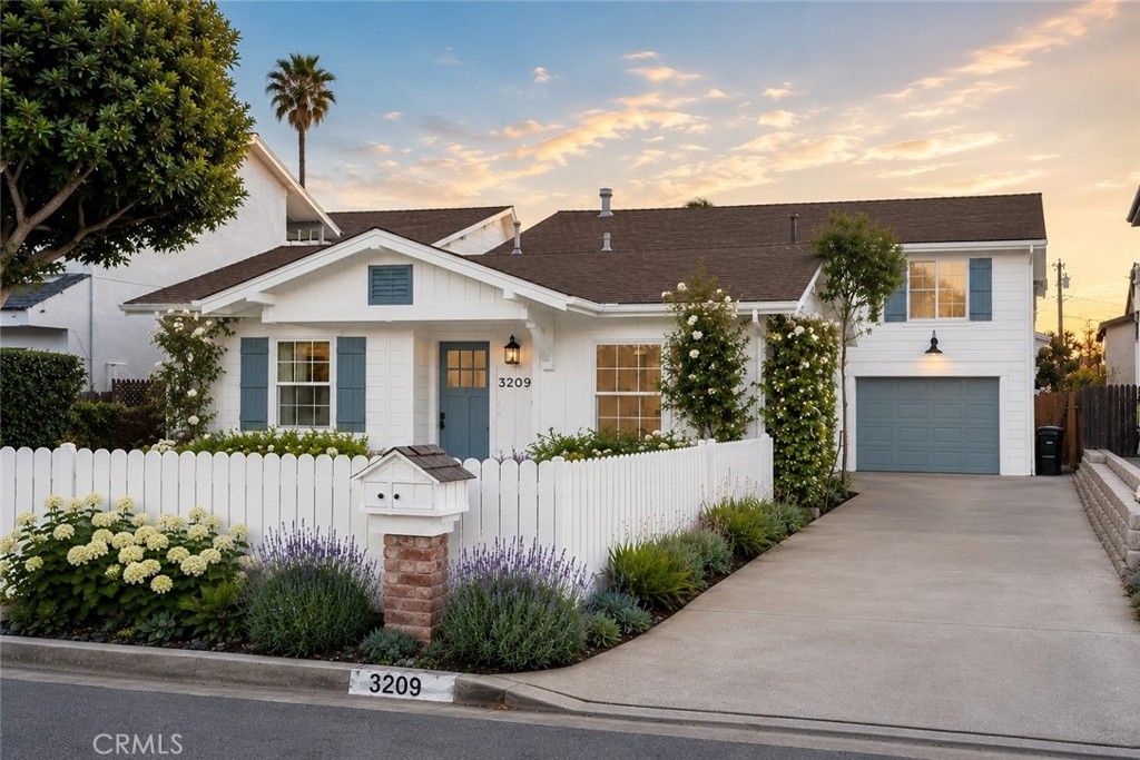 3209 Clay Street, Newport Beach, CA 92663