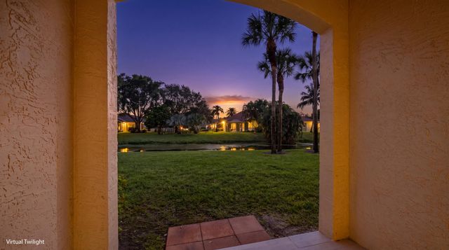 2020 Greenview Shores Boulevard 102, Wellington, FL 33414