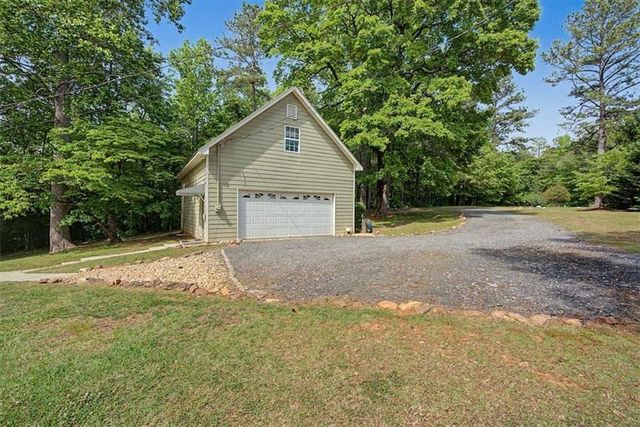 650 N Raburn Road N, Bremen, GA 30110