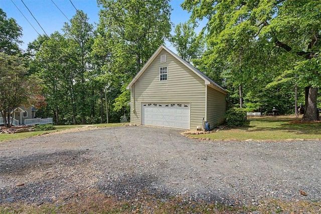 650 N Raburn Road N, Bremen, GA 30110