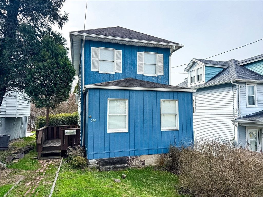 510 High St, Versailles Boro, PA 15132