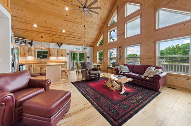 3188 W River Drive, Gladwin, MI 48624