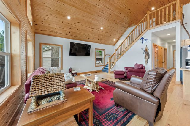 3188 W River Drive, Gladwin, MI 48624