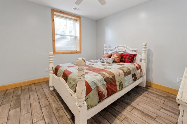 3188 W River Drive, Gladwin, MI 48624