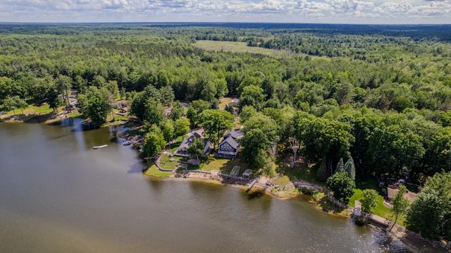 3188 W River Drive, Gladwin, MI 48624