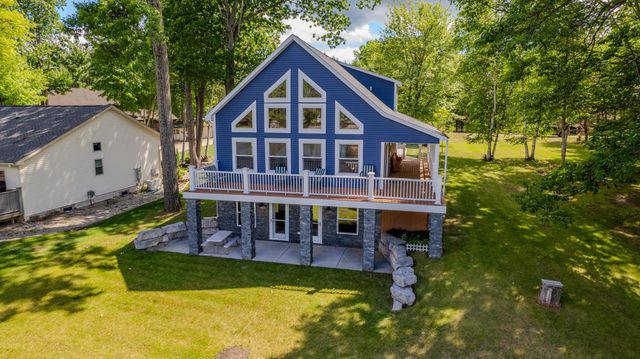 3188 W River Drive, Gladwin, MI 48624