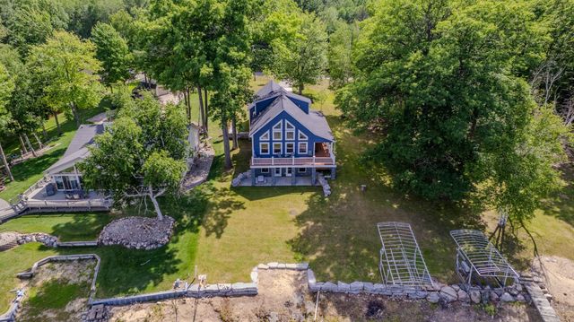 3188 W River Drive, Gladwin, MI 48624