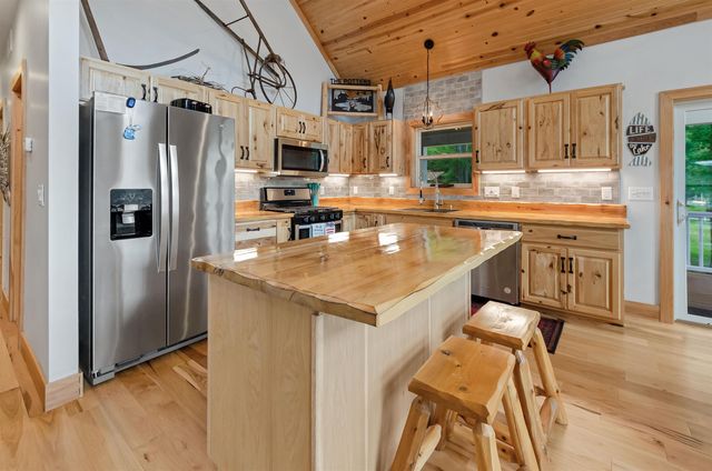 3188 W River Drive, Gladwin, MI 48624