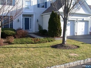 114 White Pine 114, Paramus, NJ 07652