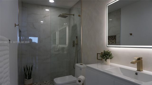 3280 NW 51st Ter, Miami, FL 33142