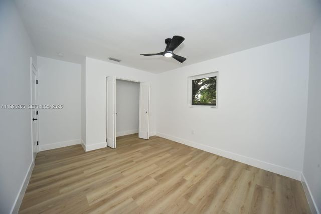 3280 NW 51st Ter, Miami, FL 33142