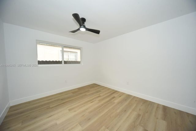 3280 NW 51st Ter, Miami, FL 33142