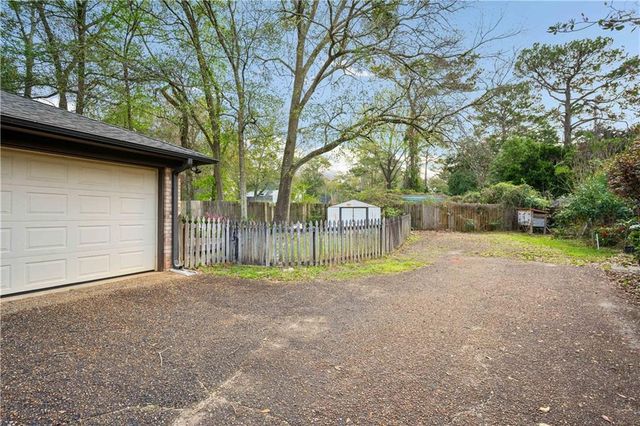 106 Lively Circle, Daphne, AL 36526