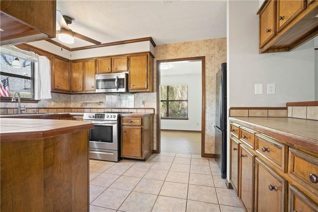 106 Lively Circle, Daphne, AL 36526