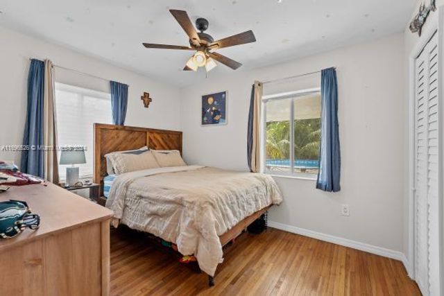 520 E 33RD STREET, Hialeah, FL 33013
