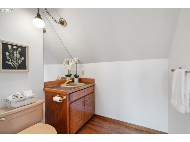 2495 PALISADES CREST Dr, Lake Oswego, OR 97034
