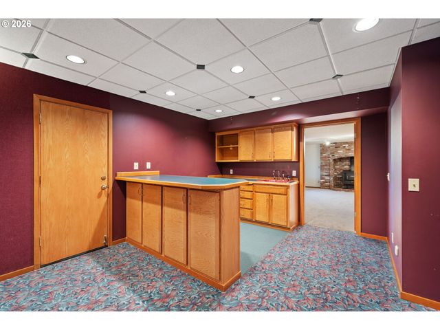 2495 PALISADES CREST Dr, Lake Oswego, OR 97034