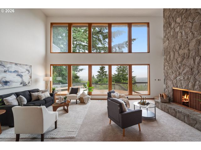 2495 PALISADES CREST Dr, Lake Oswego, OR 97034