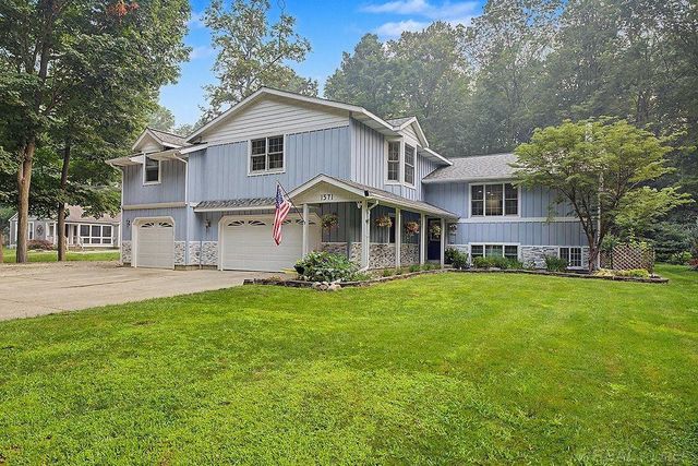1571 Waukazoo Drive, Park Twp, MI 49424