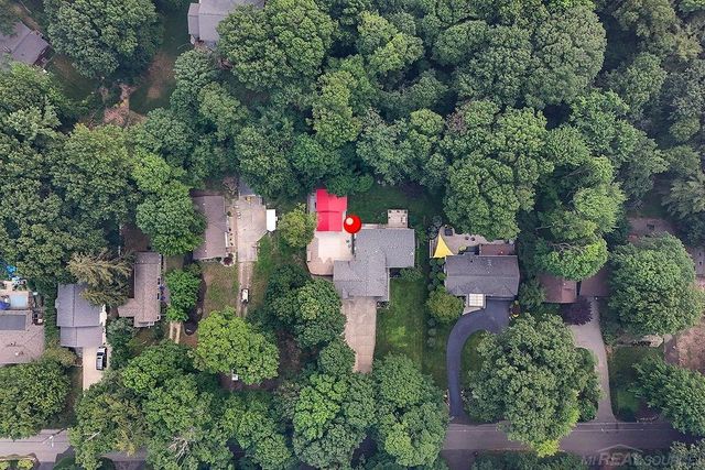 1571 Waukazoo Drive, Park Twp, MI 49424