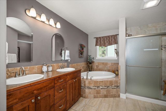 18206 S Hanson Pond Ln, Cheney, WA 99004