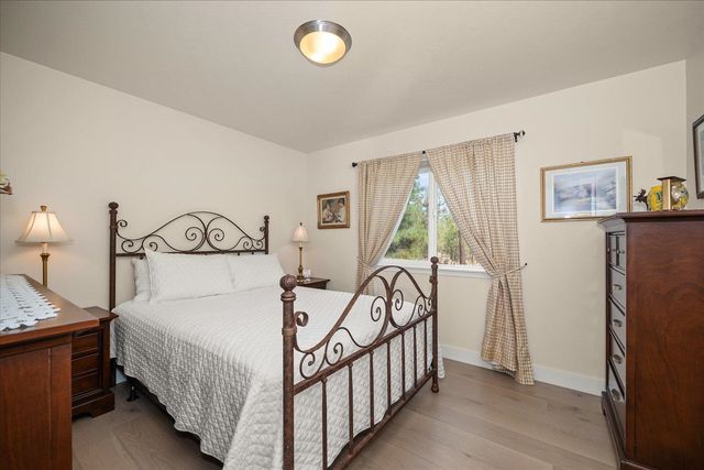 18206 S Hanson Pond Ln, Cheney, WA 99004