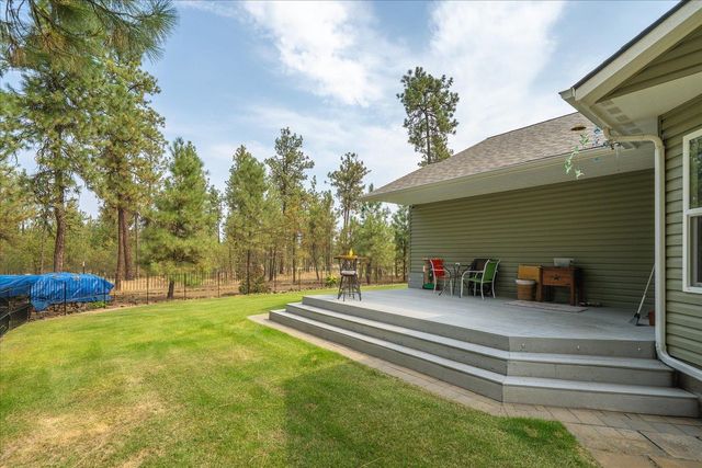 18206 S Hanson Pond Ln, Cheney, WA 99004