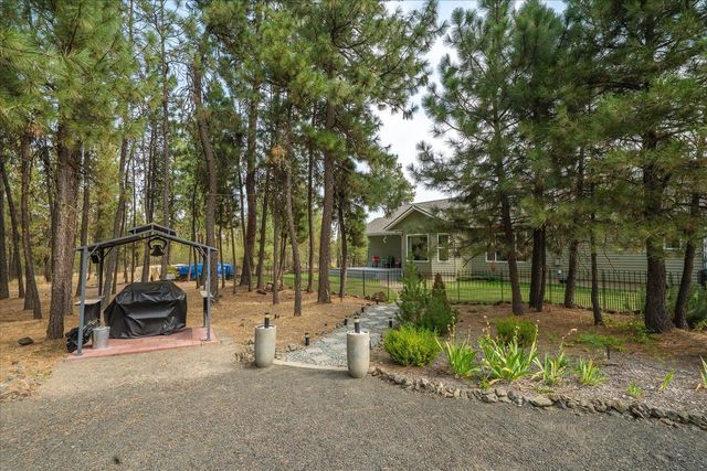 18206 S Hanson Pond Ln, Cheney, WA 99004