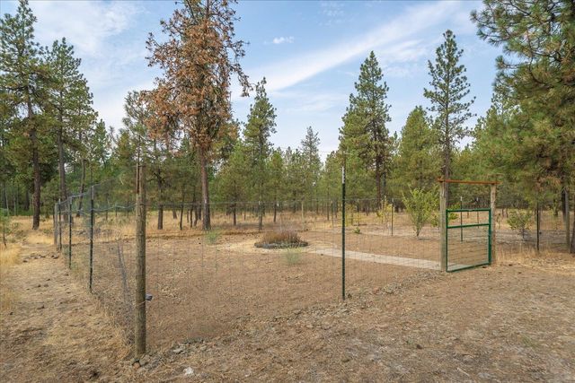 18206 S Hanson Pond Ln, Cheney, WA 99004