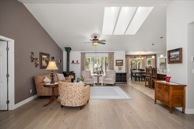 18206 S Hanson Pond Ln, Cheney, WA 99004