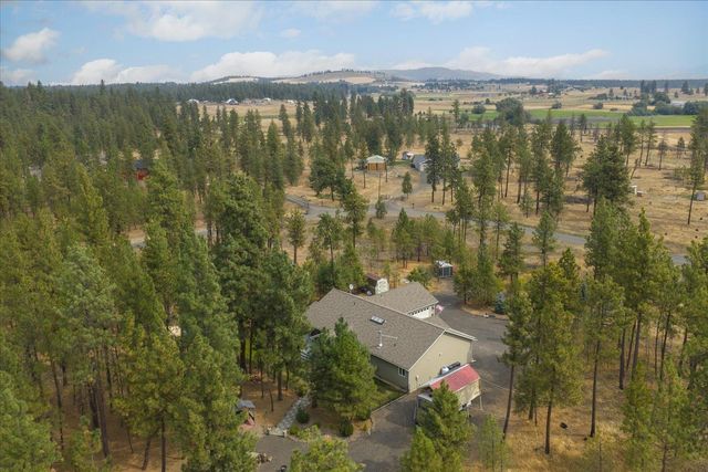 18206 S Hanson Pond Ln, Cheney, WA 99004