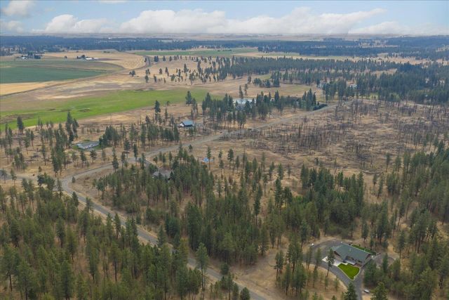 18206 S Hanson Pond Ln, Cheney, WA 99004