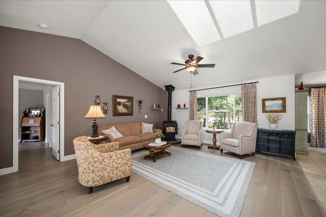 18206 S Hanson Pond Ln, Cheney, WA 99004