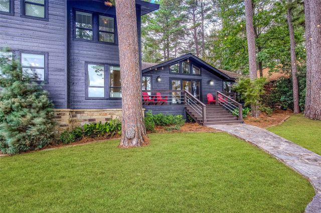 688 Eagle Point Drive E, Mount Vernon, TX 75457