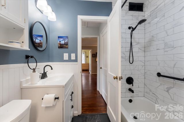 7 Wilshire Drive, Asheville, NC 28806