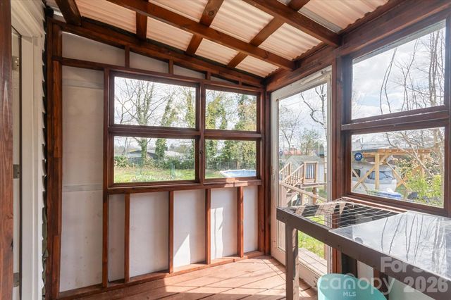 7 Wilshire Drive, Asheville, NC 28806