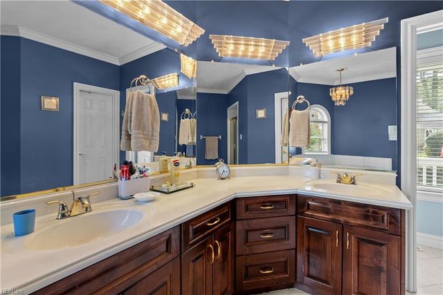 2704 Chester Forest CT, Virginia Beach, VA 23452