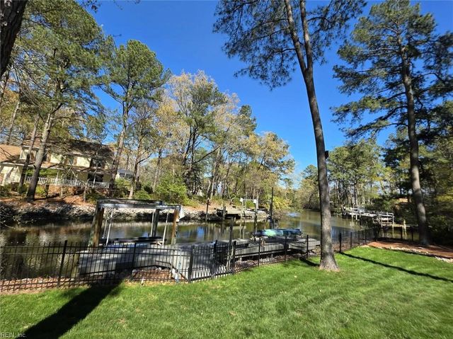 2704 Chester Forest CT, Virginia Beach, VA 23452