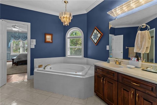 2704 Chester Forest CT, Virginia Beach, VA 23452